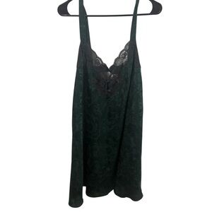 Sopre Vintage Dark Green Floral Nightie Size 18/20